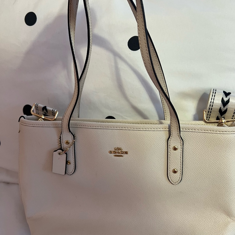Coach Ivory Leather Tote
